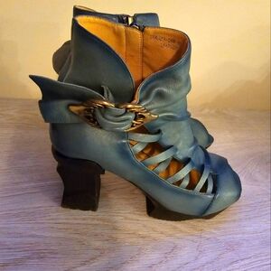 Women's L'Artiste by Spring Step Nesgara Open Toe Bootie